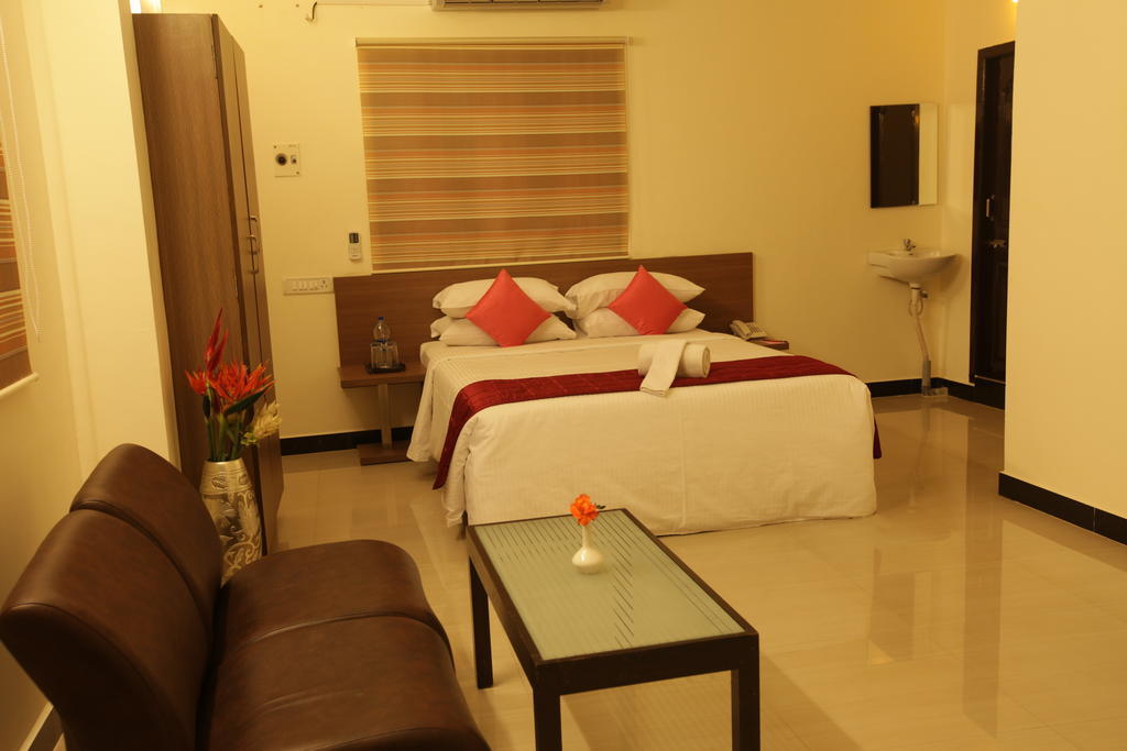 Aakash Inn Tiruvannāmalai Pokoj fotografie